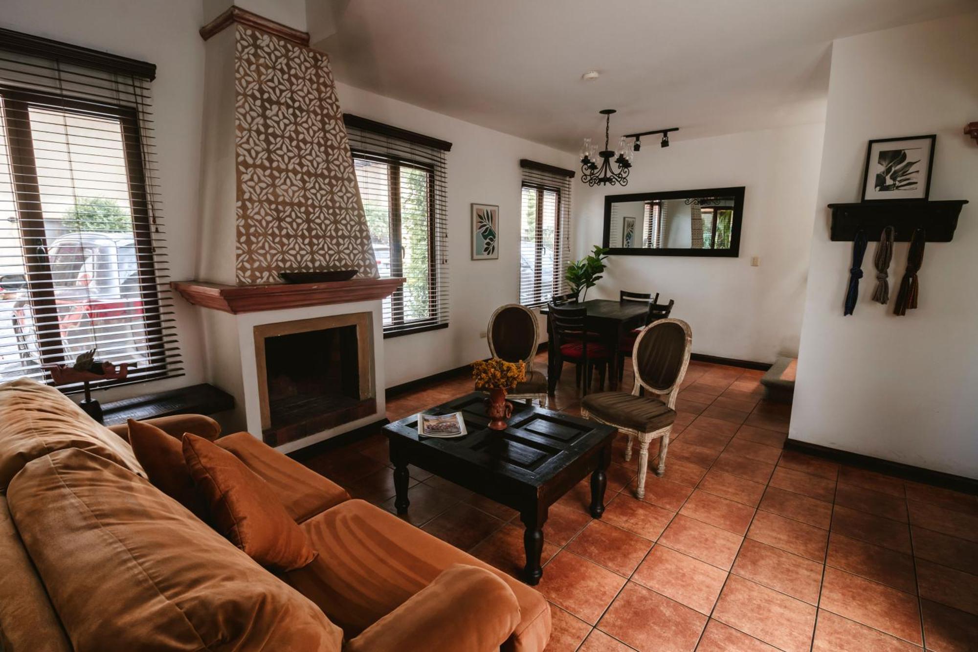 All Suite El Marques De Antigua Εξωτερικό φωτογραφία