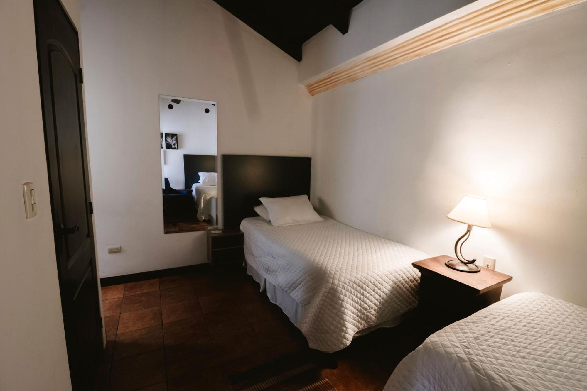 All Suite El Marques De Antigua Εξωτερικό φωτογραφία