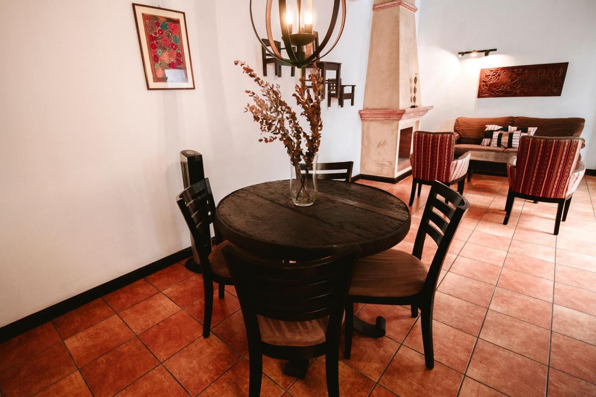 All Suite El Marques De Antigua Εξωτερικό φωτογραφία